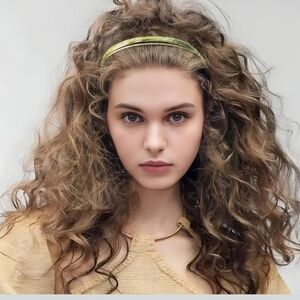 Elegant Gold Hairband for Women